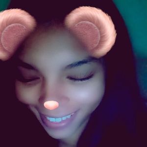 Meet your Posher, Janelle